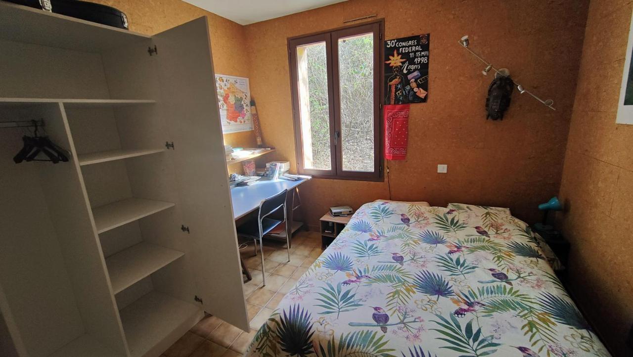 Chambre Dans Villa Le Chaffaut-Saint-Jurson 外观 照片