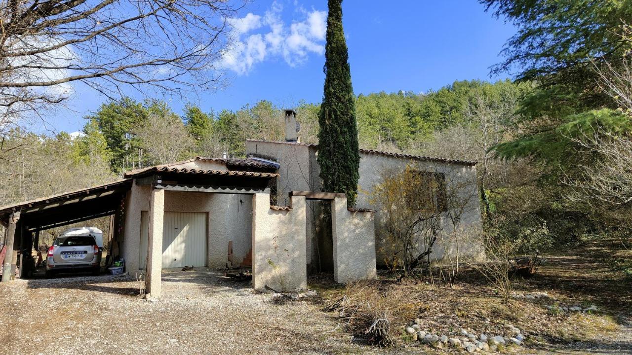 Chambre Dans Villa Le Chaffaut-Saint-Jurson 外观 照片